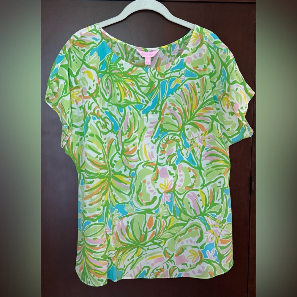 NWT Lilly Pulitzer Guava Top
